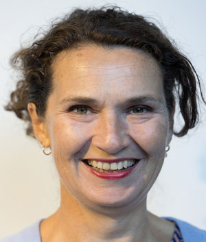 Madelon Postmus pasfoto van Madelon Postmus
